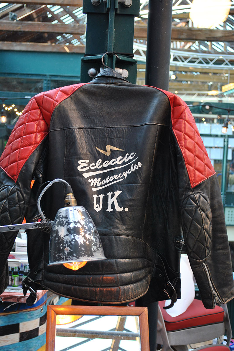 Old school biker giacca in pelle chiodo