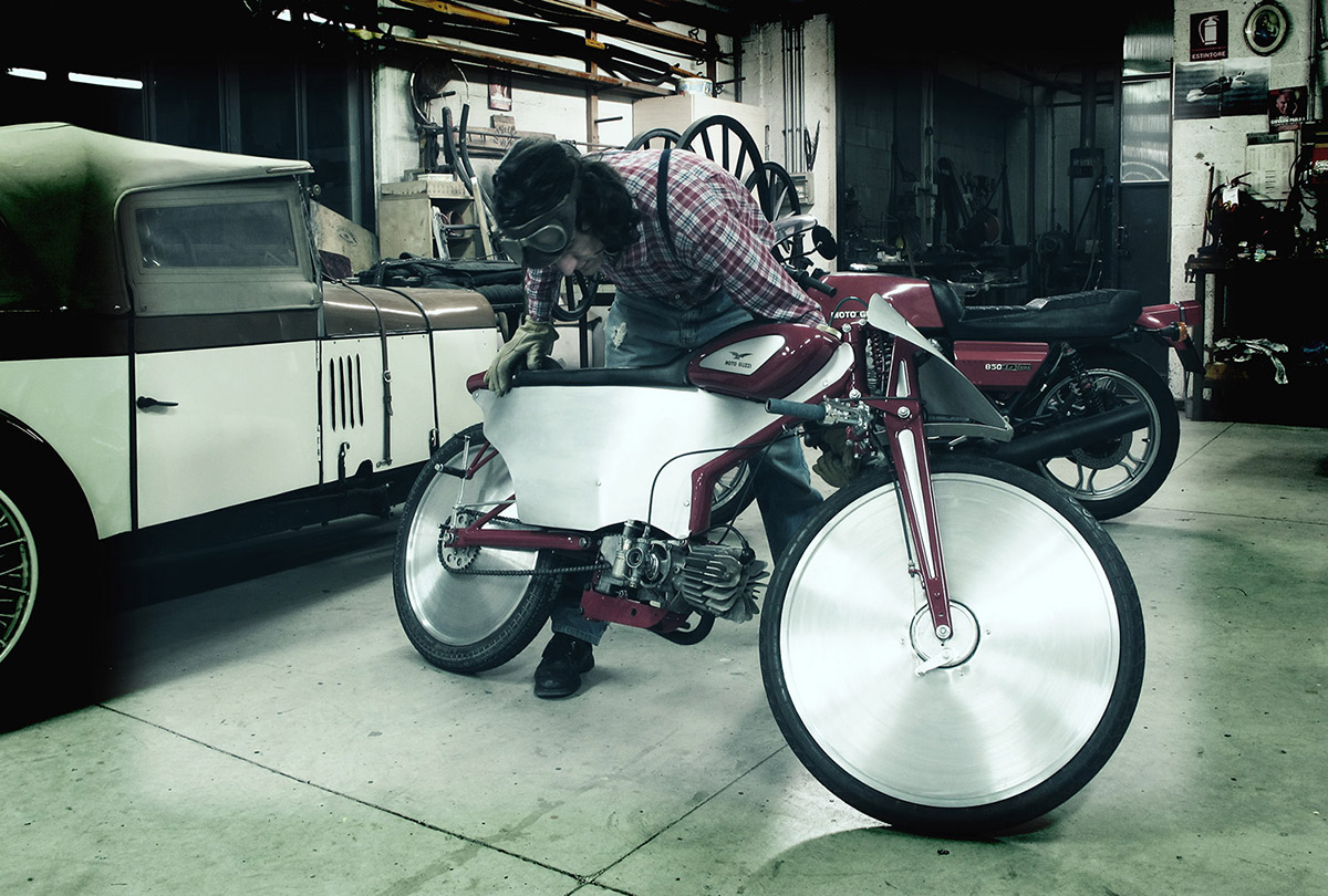 Guzzino da record café racer style