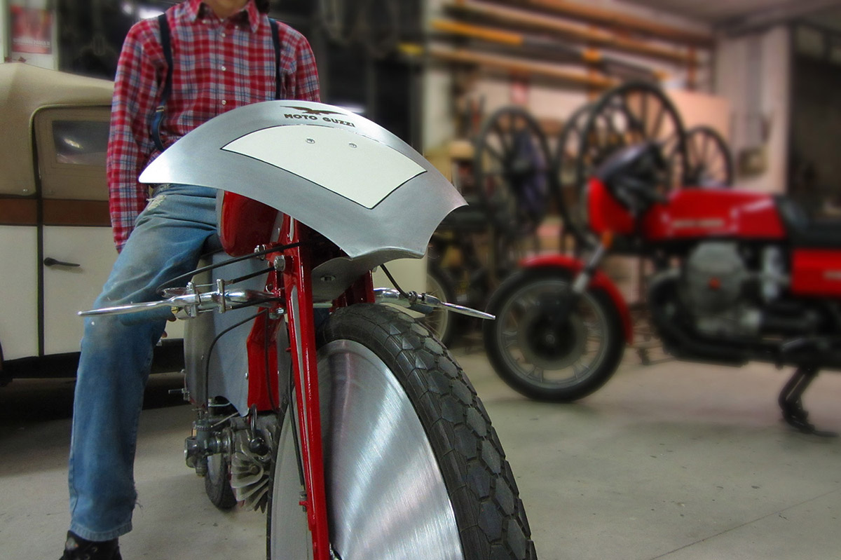 Guzzino da record café racer style