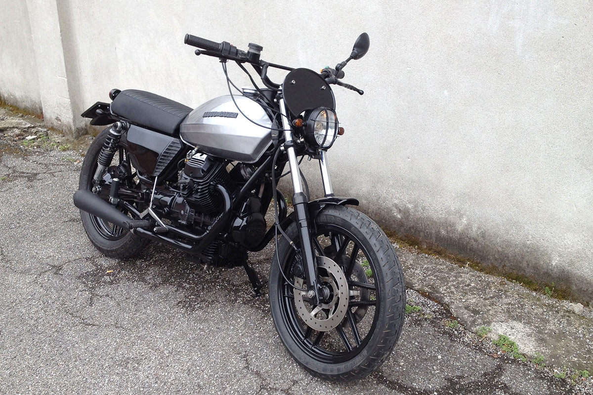 Moto Guzzi V50 brat tracker