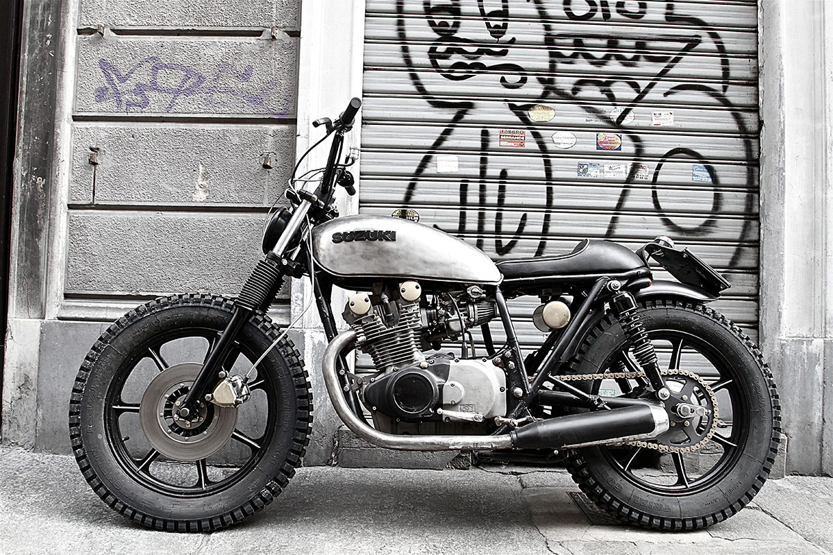 Suzuki GS 400 brat tracker