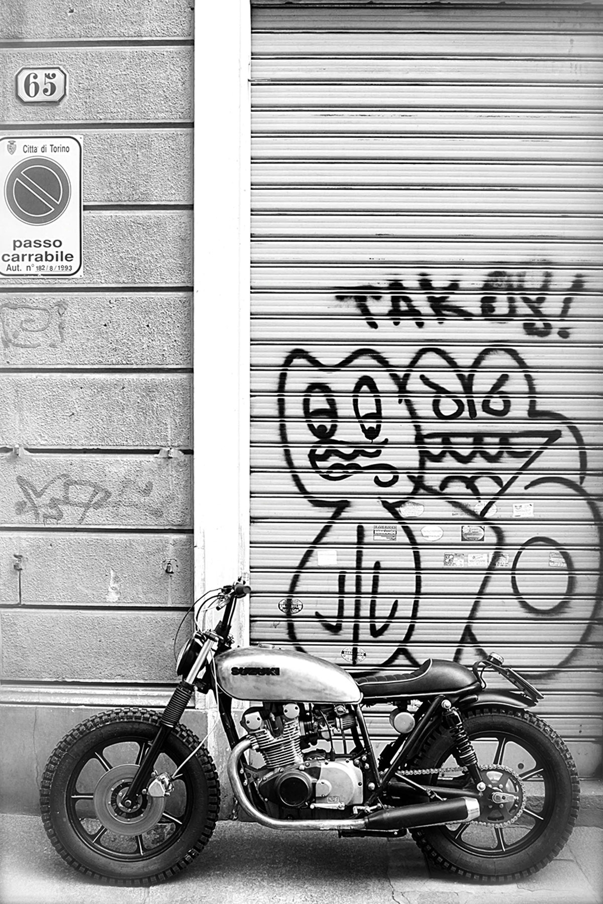 Suzuki GS 400 brat tracker