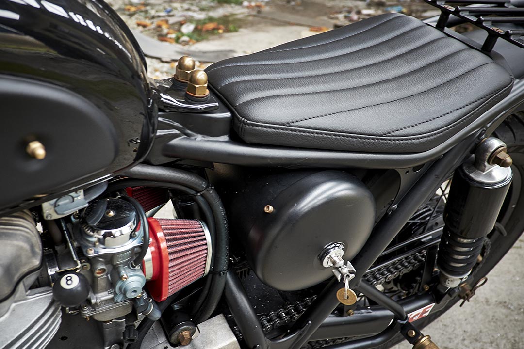 Sella brat style w650