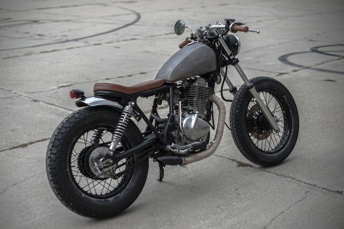 Suzuki GN400 brat bobber
