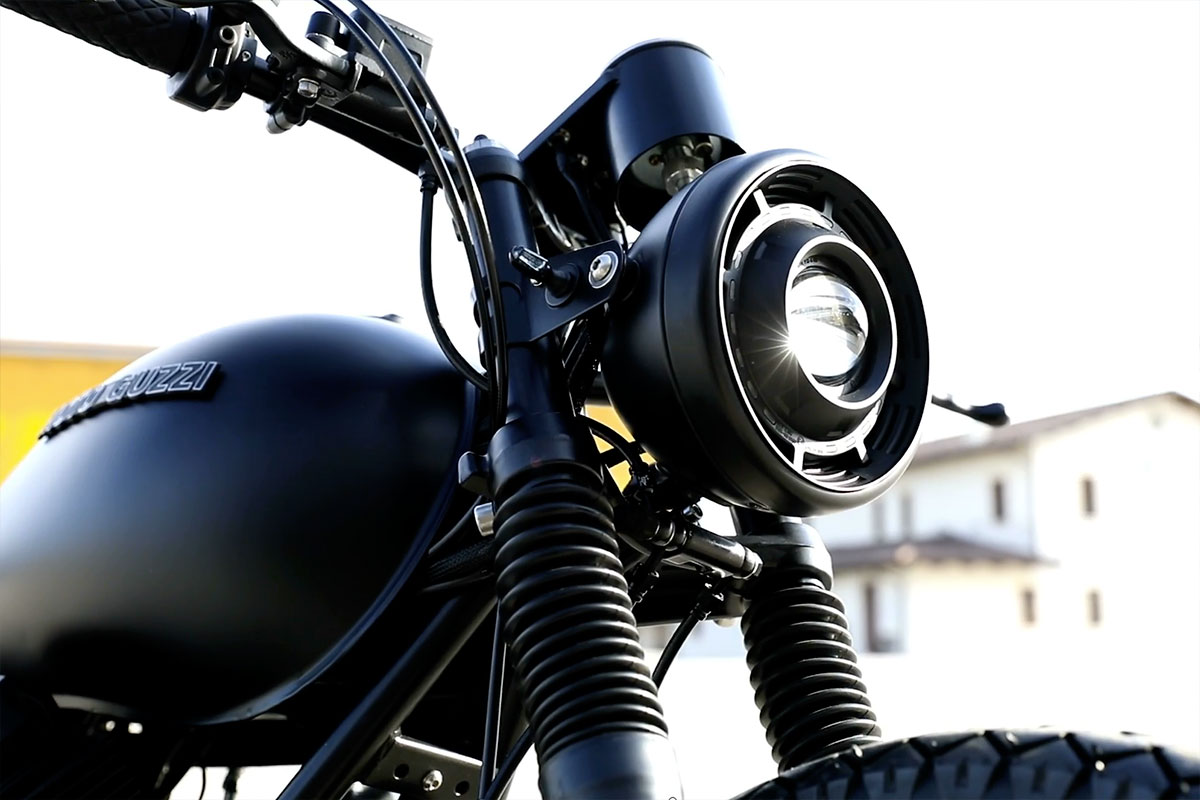 Faro anteriore a LED Moto Guzzi