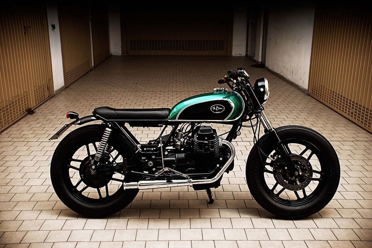 Moto Guzzi V35 brat style
