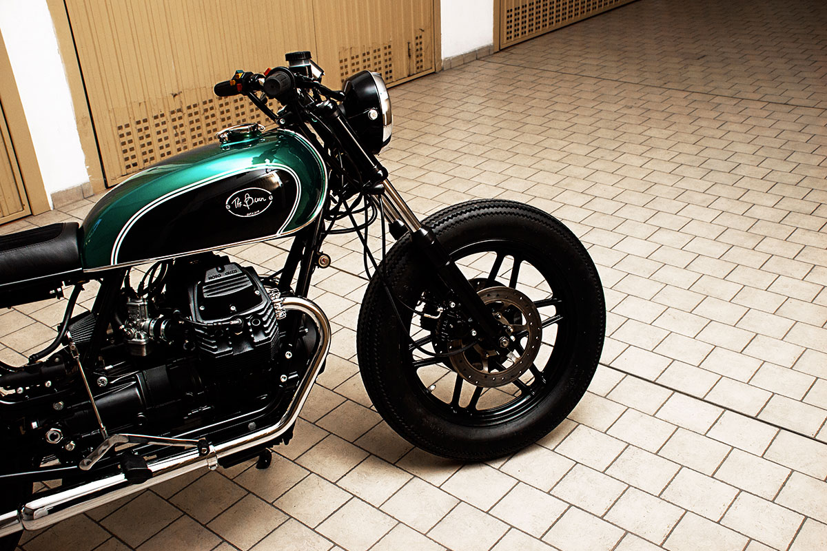 cerchi guzzi V35 sabbiati e riverniciati