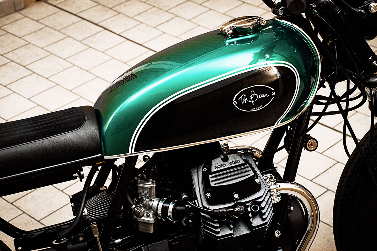 Moto Guzzi V35 brat style