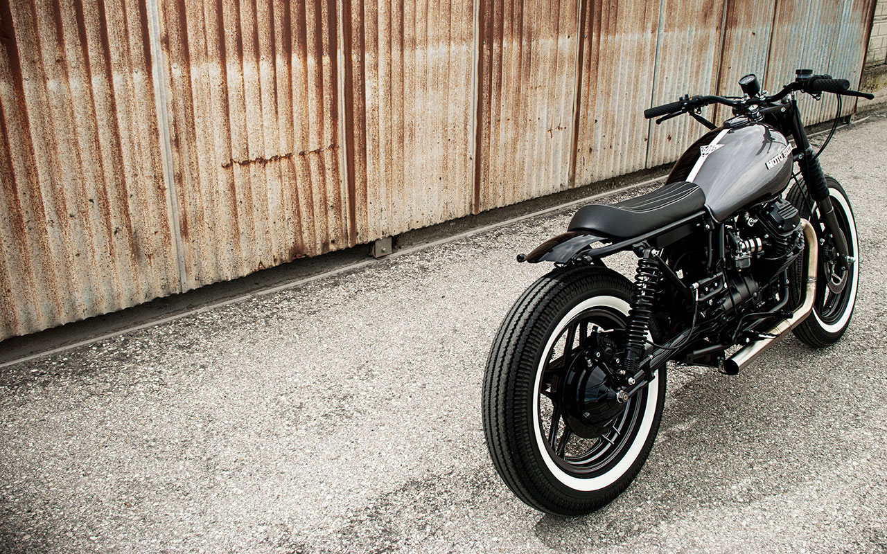 Moto Guzzi V35 brat style