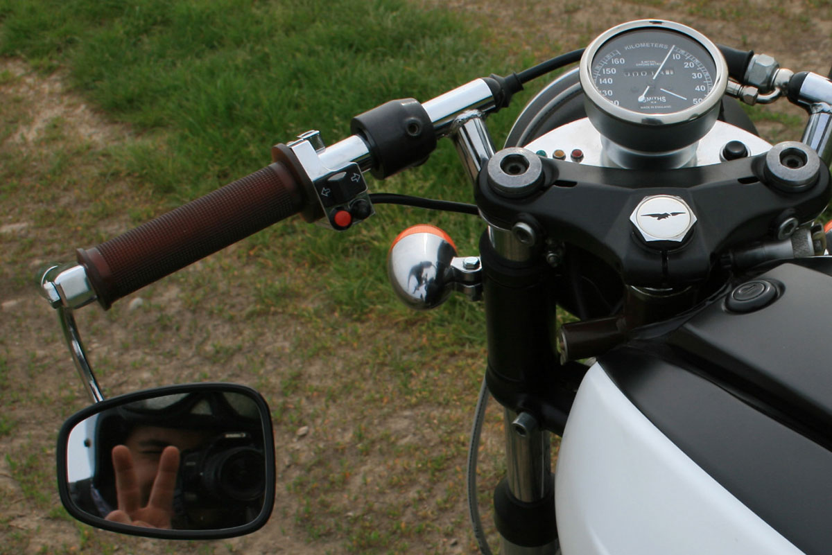 Specchietti Moto Guzzi café racer style