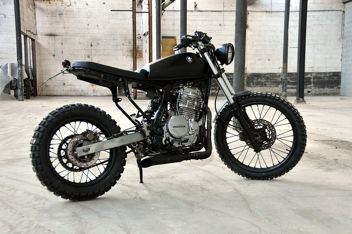 Honda Dominator brat scrambler