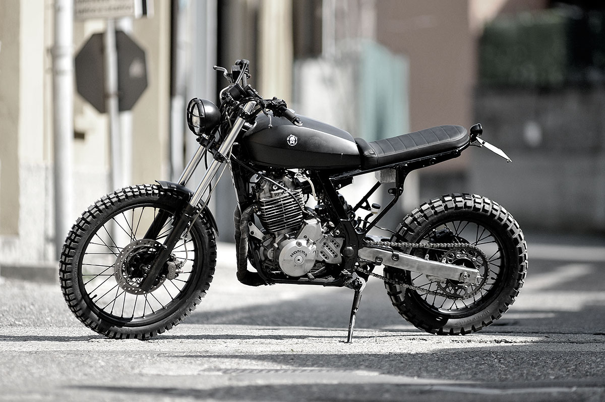 Honda Dominator brat scrambler