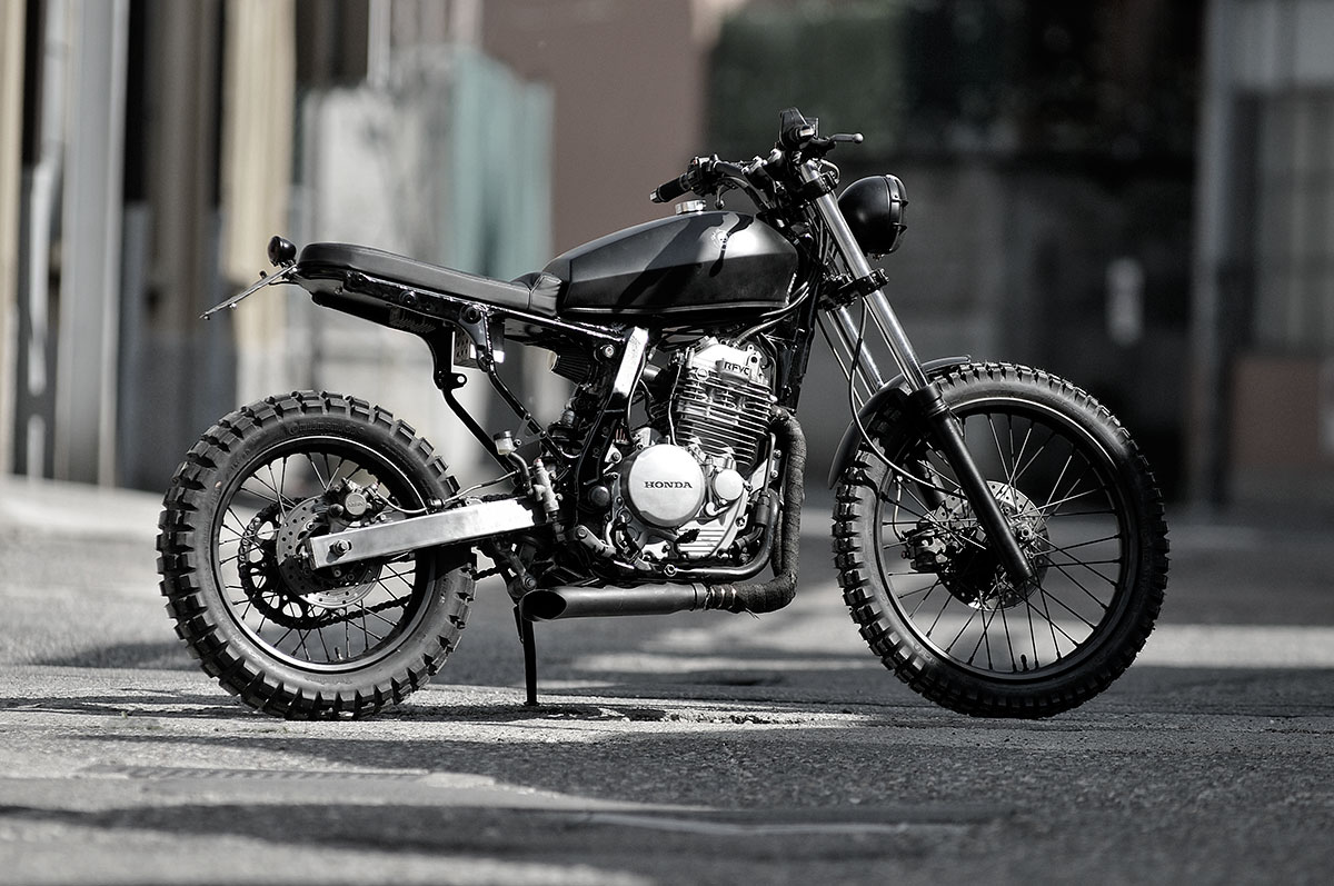 Honda Dominator brat scrambler