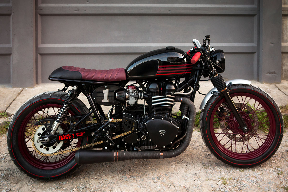 Triumph Bonneville brat café racer